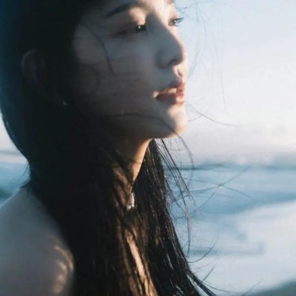 明黄禁色